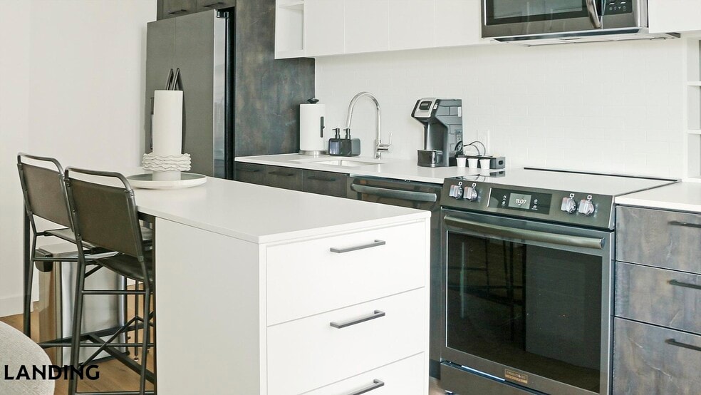 Building Photo - 632 Howard Rd SE