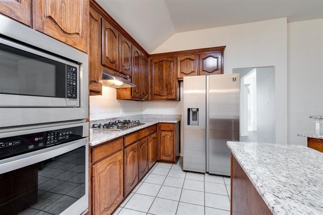 Building Photo - 1316 Lochness Dr