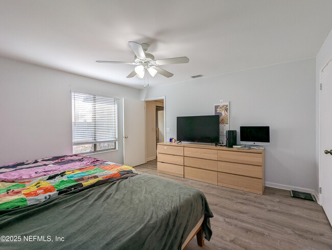 Building Photo - 2171 Derringer Cir S