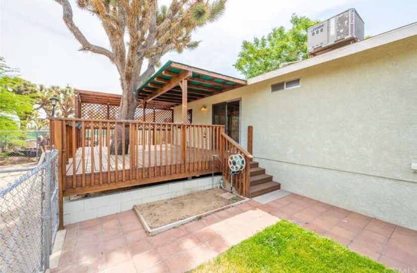 Building Photo - 57004 Antelope Trl