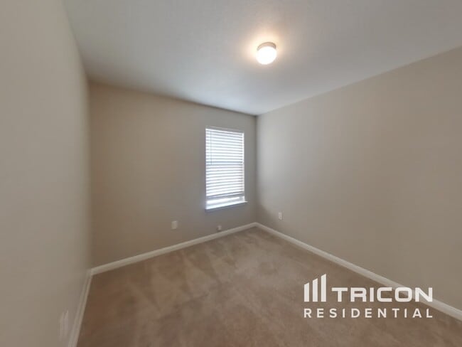 Building Photo - 11730 Luckey Vista