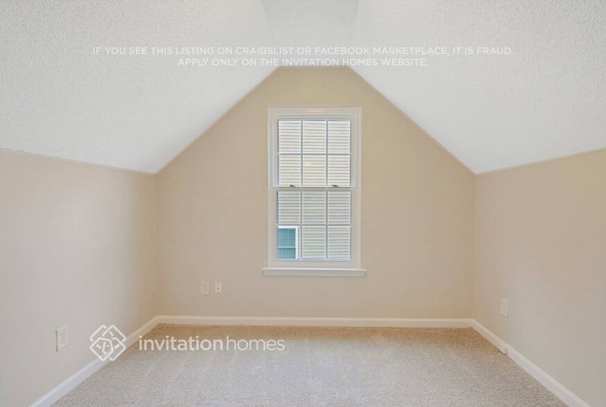 Building Photo - 4921 Silverdene St