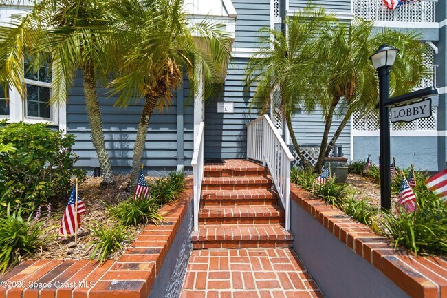 Building Photo - 905 N Harbor City Blvd