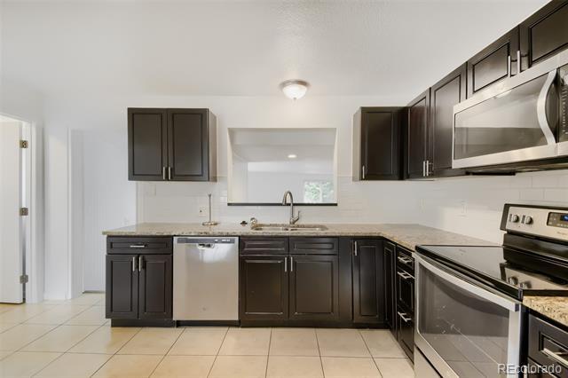Building Photo - 4811 Fenton St