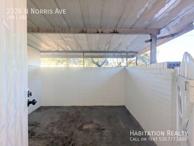 Building Photo - 2326 N Norris Ave