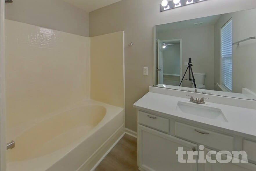Building Photo - 257 Waxberry Ct