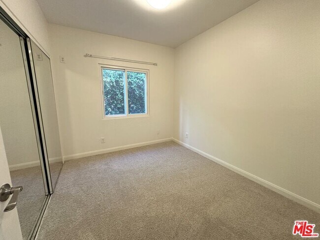 Building Photo - 8025 Redlands St