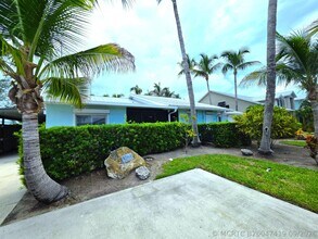 Building Photo - 1903 Robalo Dr