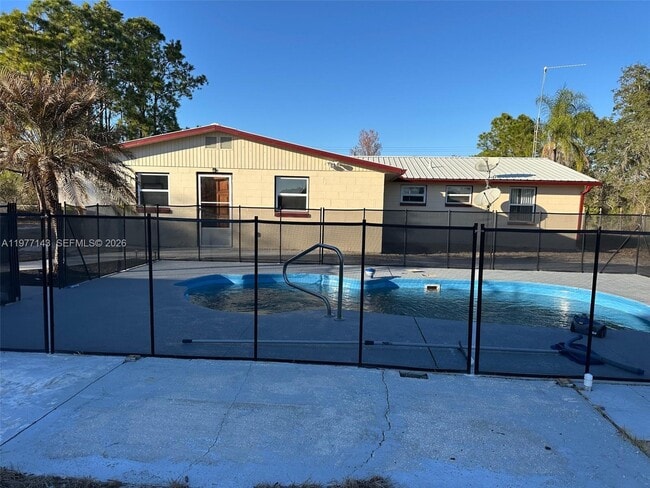 Building Photo - 3709 Grand Concourse