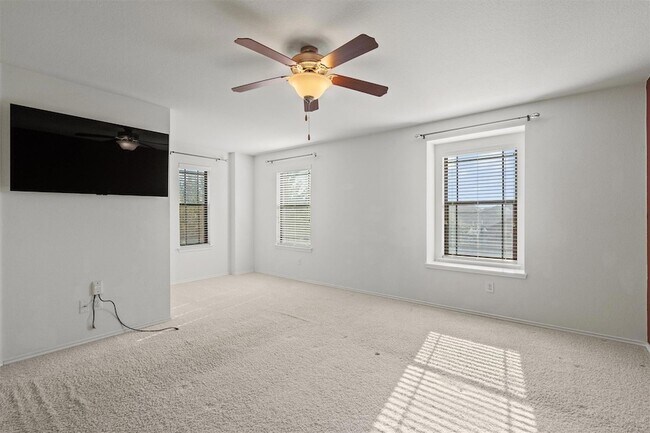 Building Photo - 12036 Pecangate Way