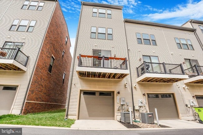 Building Photo - 4645 Towne Park Rd