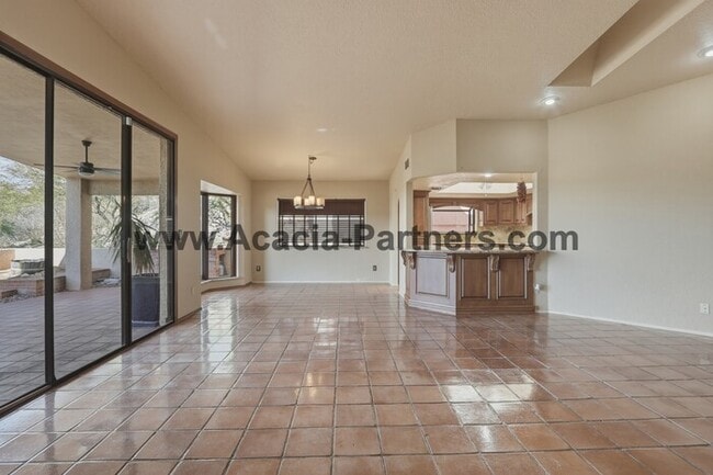 Building Photo - Three Bedroom/Two Bath Home