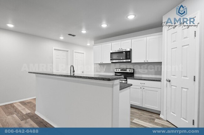 Building Photo - 5611 Jarvis St