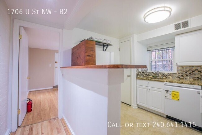 Building Photo - 1706 U St NW