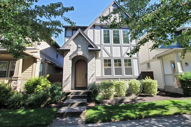 Building Photo - 420 SW 204th Terrace