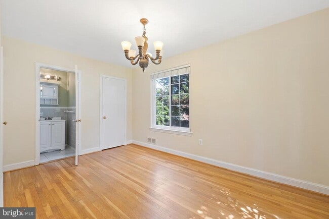 Building Photo - 5601 Wyngate Dr