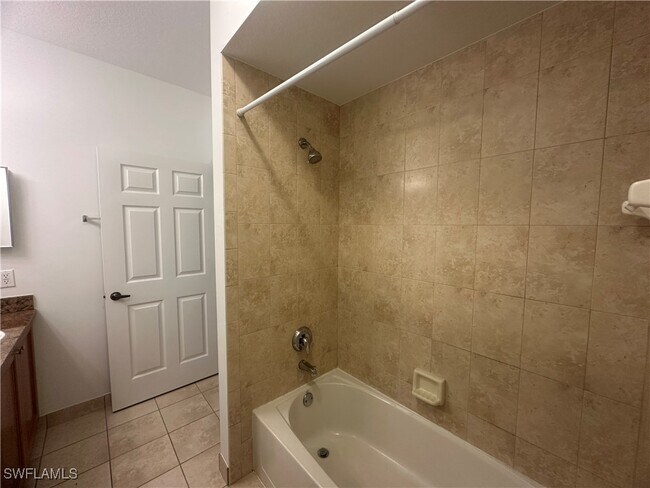 Building Photo - 20241 Estero Gardens Cir