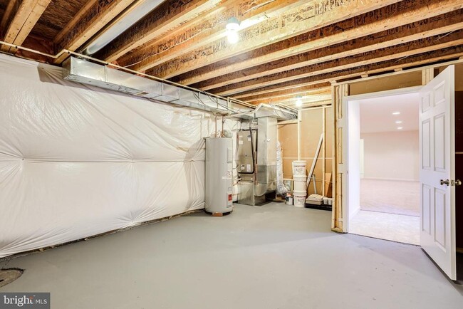 Building Photo - 9874 Foxhill Ct