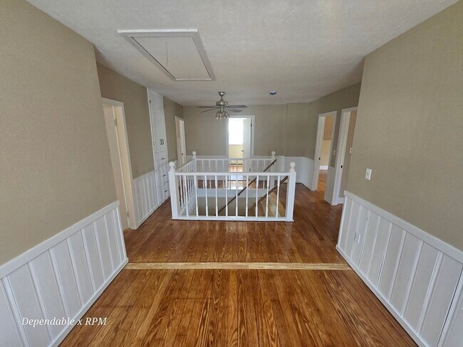 Building Photo - 232 Nahatan St