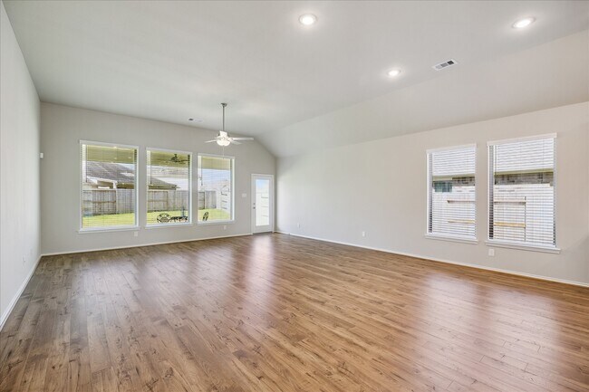 Building Photo - 3212 Bright Maple Dr