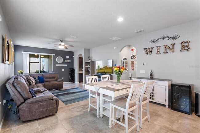 Building Photo - 10131 Audubon Trce Aly