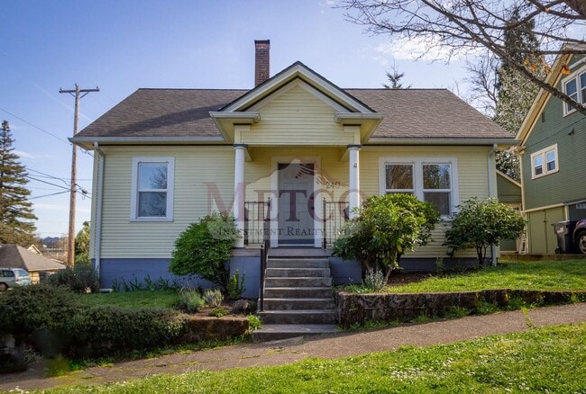 Primary Photo - Light & Bright Home In Eugene