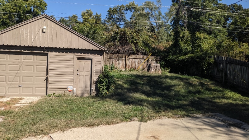 Building Photo - 4822 Woodend Ave