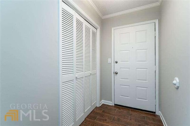 Building Photo - 306 Wynnes Ridge Cir SE