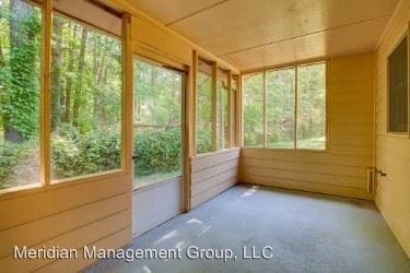 Building Photo - 800-851 Burns Walk Ct NW