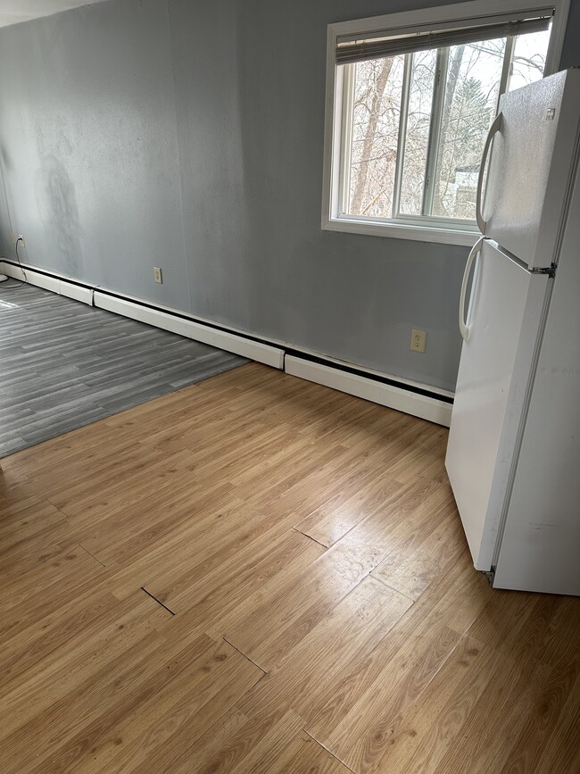 Building Photo - 1117 9th St NW