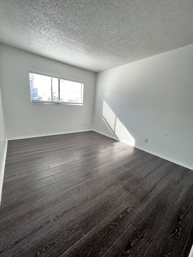 Interior Photo - Playa Palms Apartments LLC