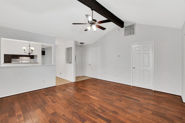 Building Photo - 17807 Glenmark Dr