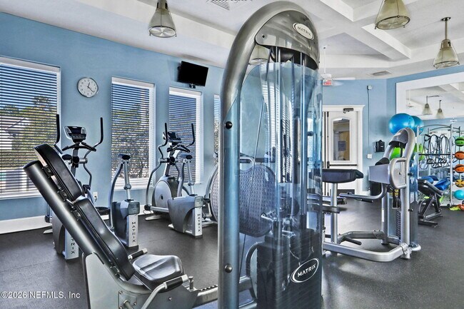 Building Photo - 211 Bonita Vista Dr