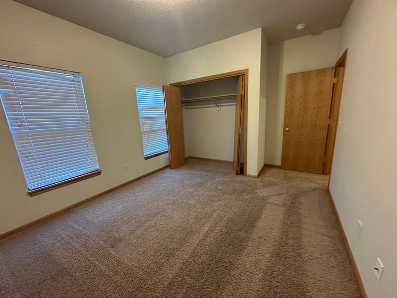 Building Photo - 2888 Coral Ct