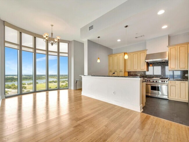 Building Photo - 4821 E NASA Pkwy