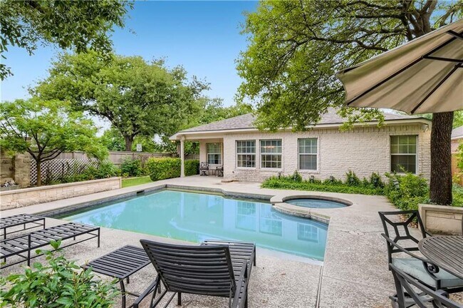 Building Photo - 16920 Brayton Park Dr