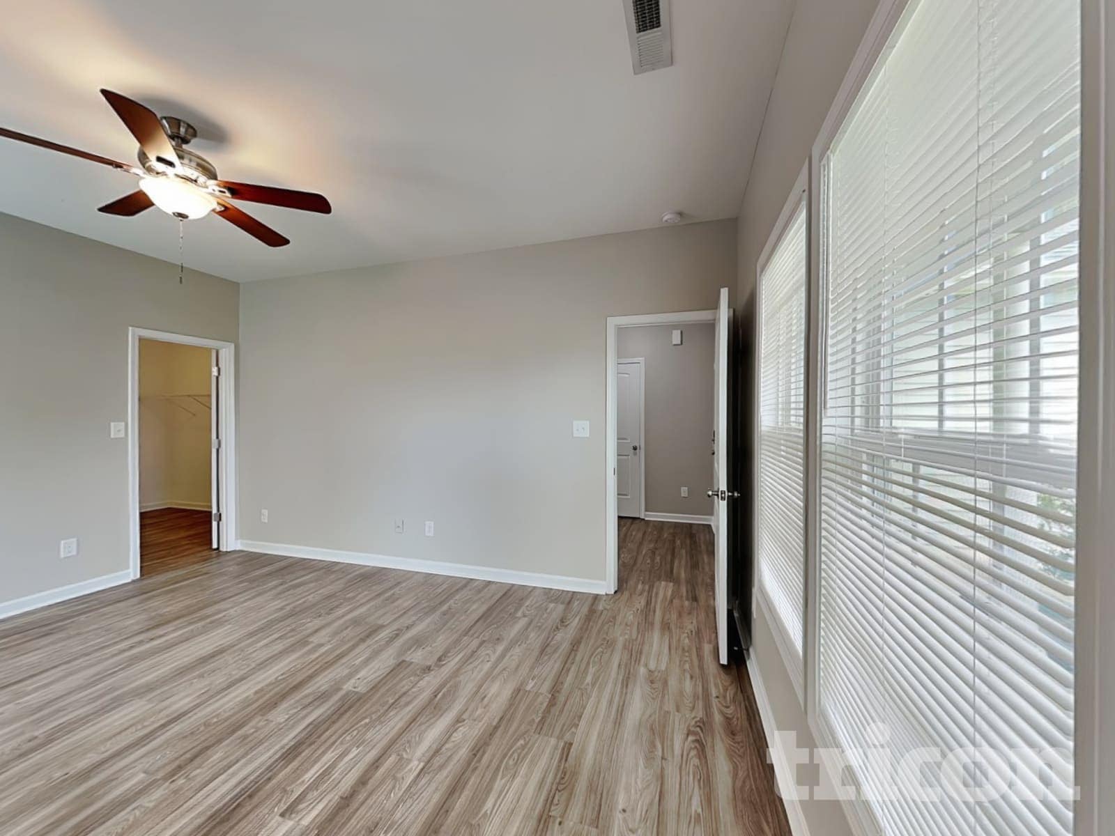 Building Photo - 239 Grovemere Ln