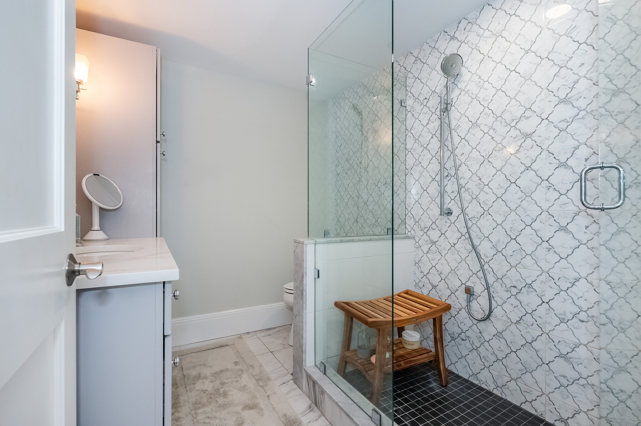Professionally designed bathroom - 229 Miller Ave