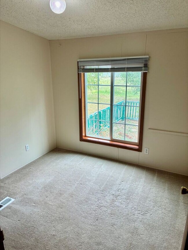 Building Photo - Country Property With Over 7 Acres of Land, No HOA & Room For Your Toys!