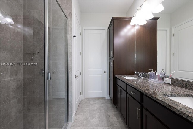 Building Photo - 13939 Prickly Cone Cv