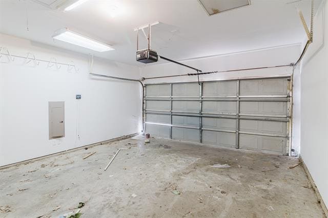 Building Photo - 10120 Cedar Lake Dr