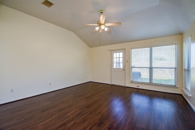 Building Photo - 20802 Oak Rain Ct
