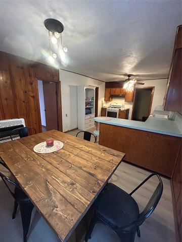 Building Photo - 513 E Elm St