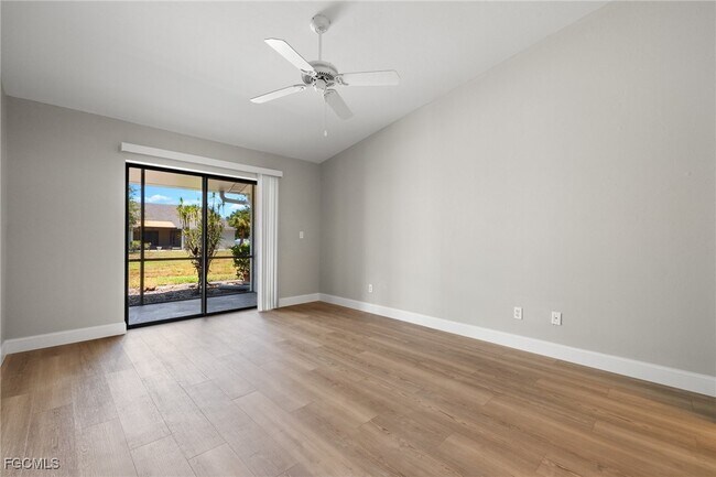 Building Photo - 5105 SW Courtyards Ct