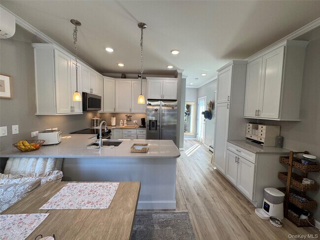 Building Photo - 119 Whittier Dr