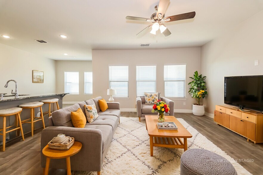 Building Photo - 1149 Flamingo Rd