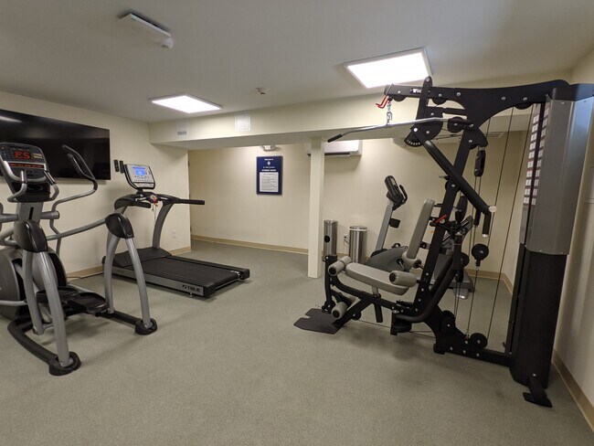 Building Photo - 76 St Paul St