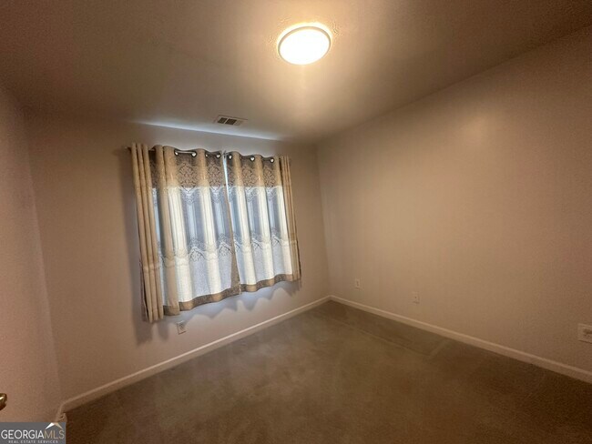 Building Photo - 7263 Sandpiper Way