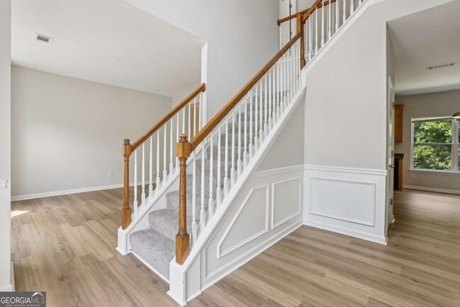 Building Photo - 1025 Pebble Creek Trail