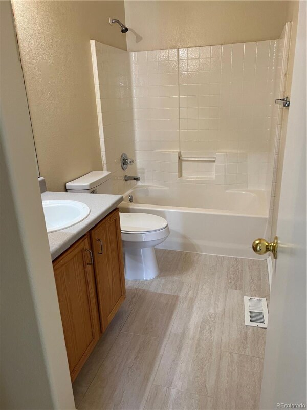 Building Photo - 5222 E 100th Way